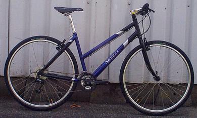 SÖRGEL TRD6061  Damen-Trekkingrad mit Deore-Ausstattung, 